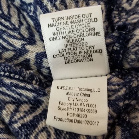 Beauties Boho embroidered Tank Top. Size M - Picture 8 of 8